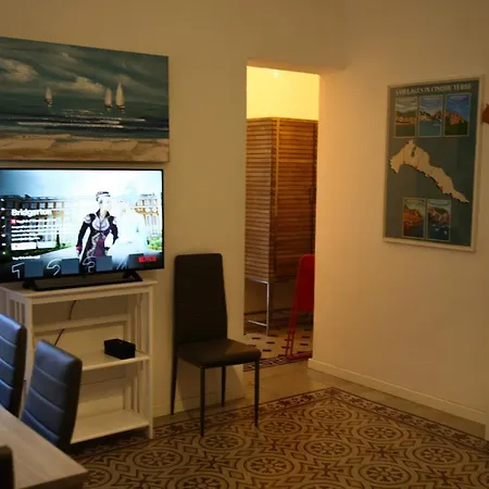 Echi Del Mare House アパート